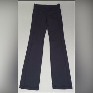 Athleta Women”s Dark Gray Activewear Straight Leg Yoga Pants W/ Pockets Size M